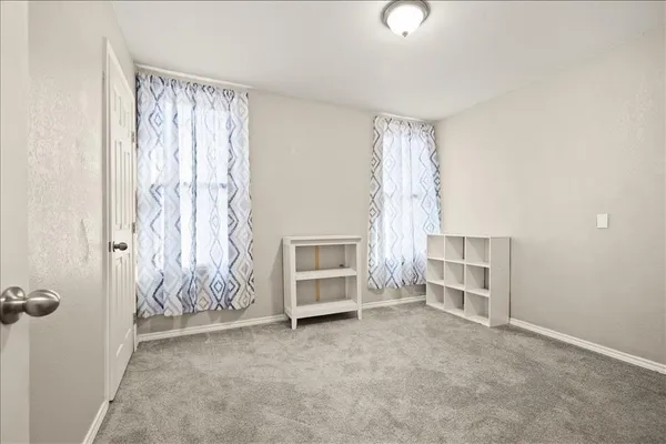 $275,000 | 100 Sands Drive, Azle, TX 76020