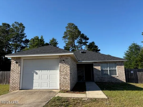 $199,000 | 4643 Eagle Way, Crestview, FL 32539