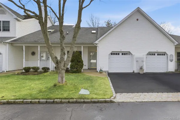 $500,000 | 55 Oyster Cove Lane, Blue Point, NY 11715