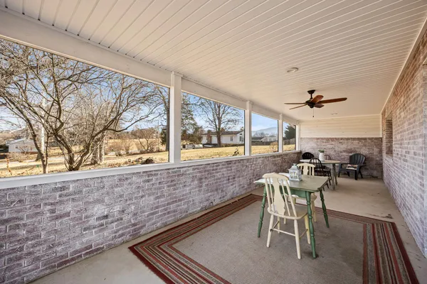 $469,000 | 15 Painter Street, Luray, VA 22835