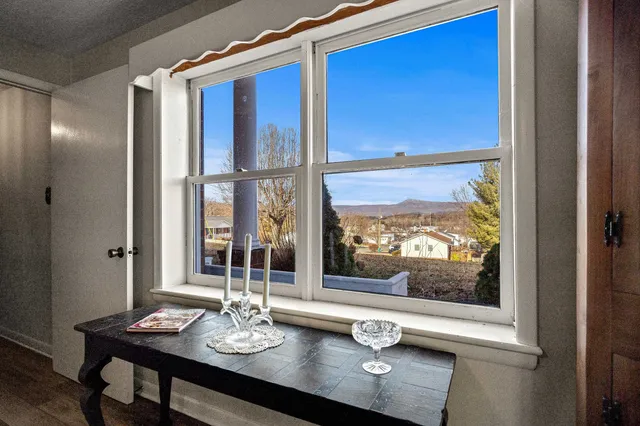 $499,900 | 15 Painter Street, Luray, VA 22835