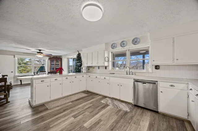 $499,900 | 15 Painter Street, Luray, VA 22835