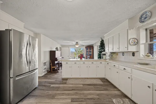 $469,000 | 15 Painter Street, Luray, VA 22835