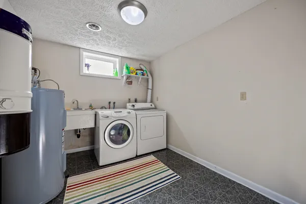 $469,000 | 15 Painter Street, Luray, VA 22835