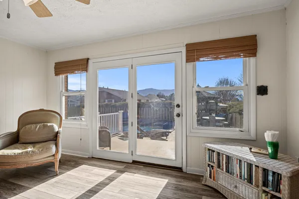 $469,000 | 15 Painter Street, Luray, VA 22835