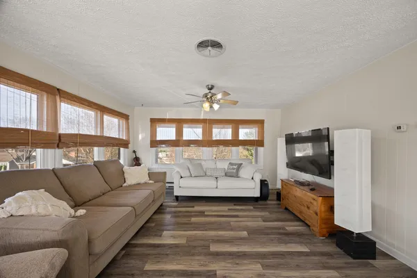 $469,000 | 15 Painter Street, Luray, VA 22835