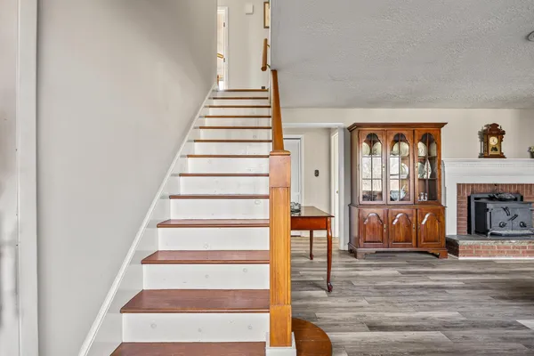 $469,000 | 15 Painter Street, Luray, VA 22835