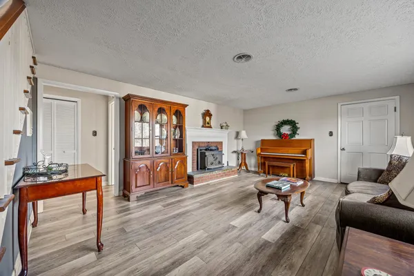 $469,000 | 15 Painter Street, Luray, VA 22835