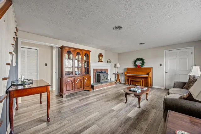 $499,900 | 15 Painter Street, Luray, VA 22835