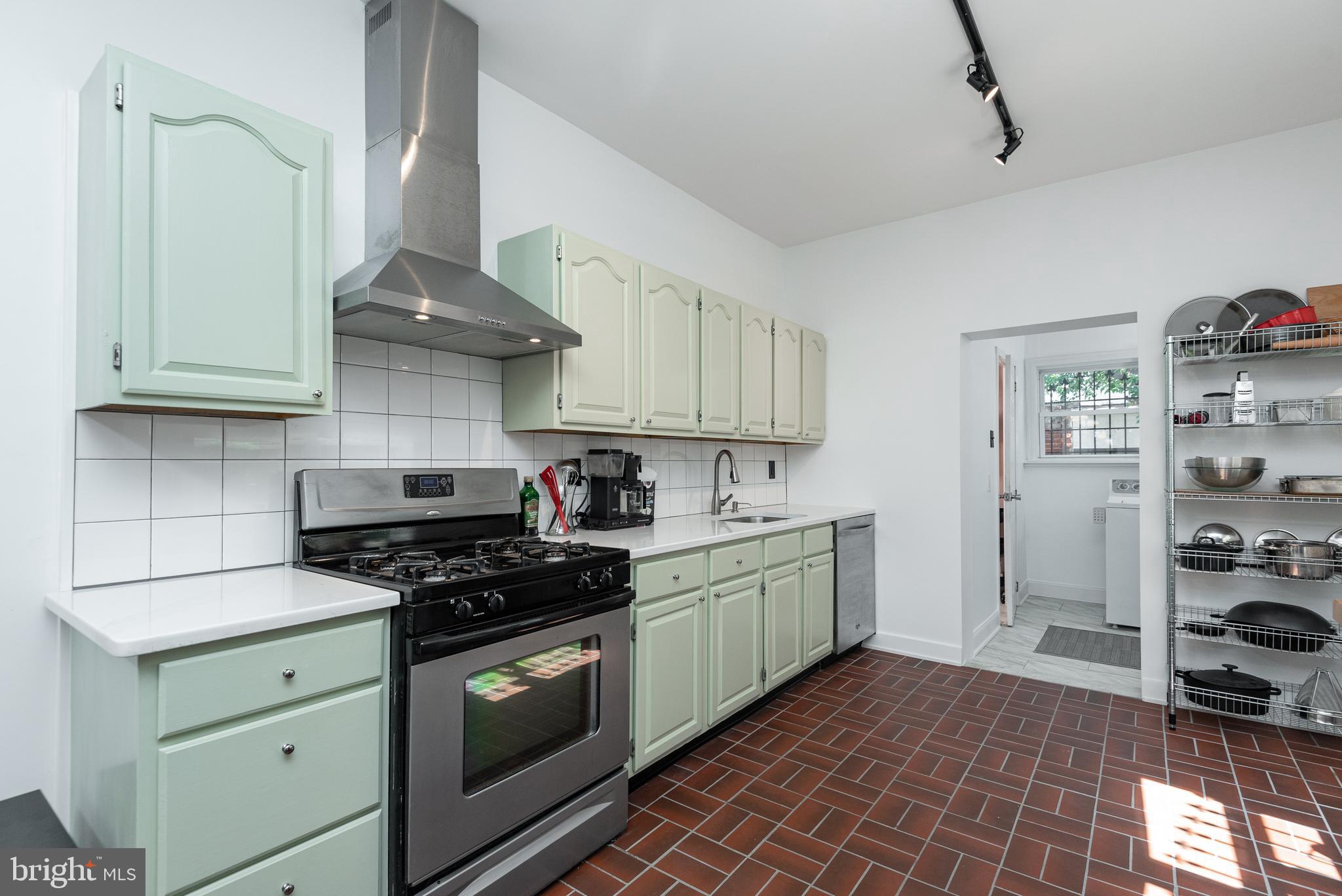 729 Reed Street Philadelphia, PA 19147 - Photo 13 of 50