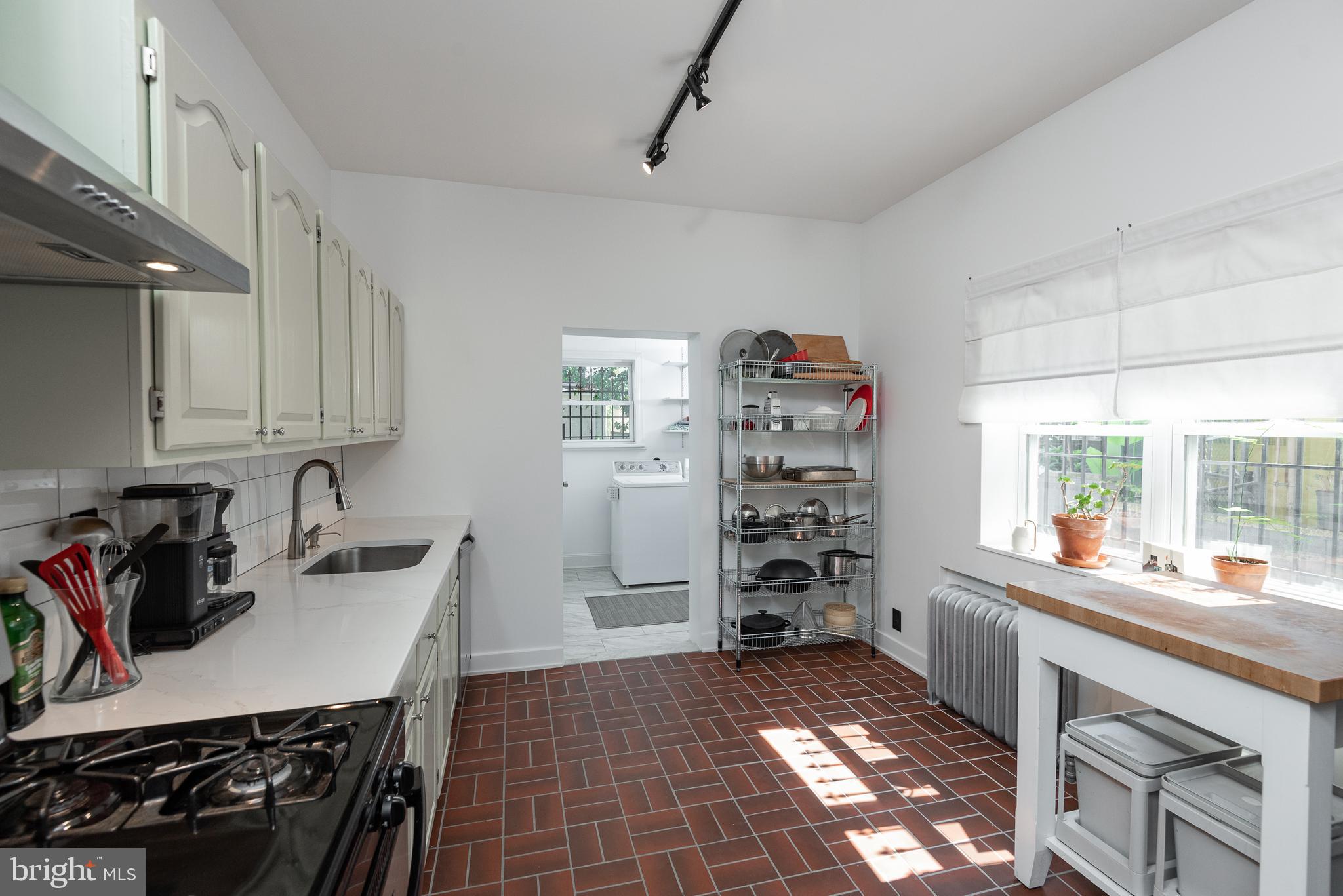 729 Reed Street Philadelphia, PA 19147 - Photo 9 of 50