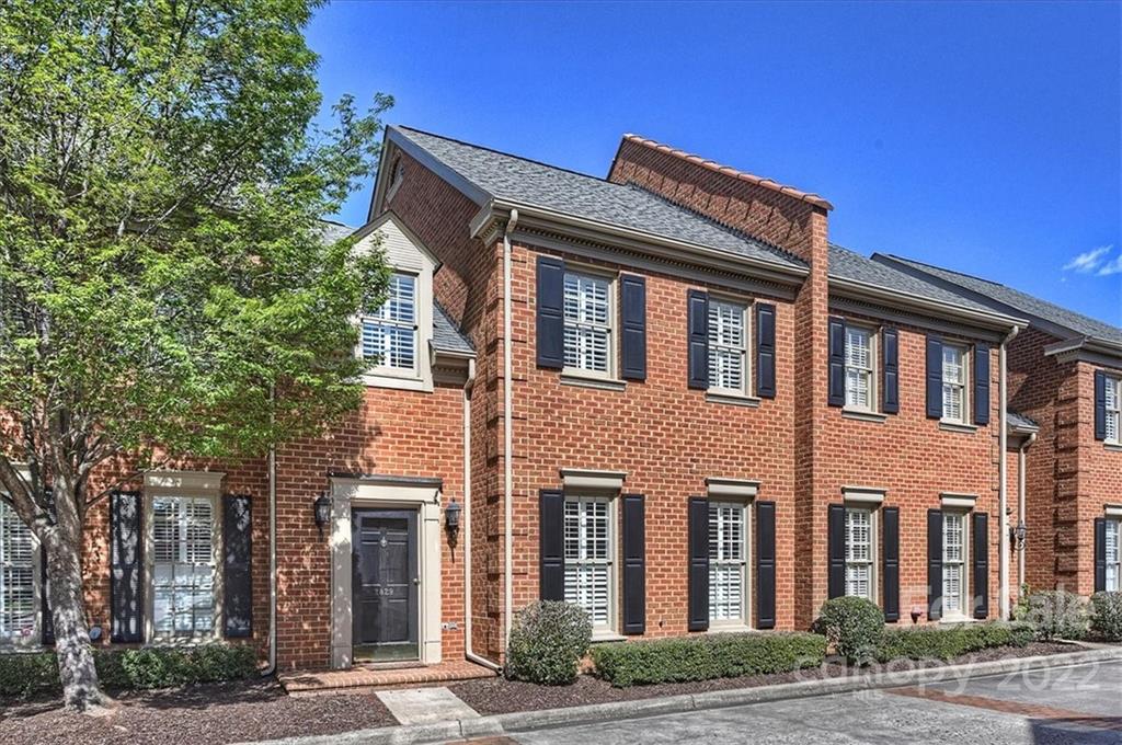 2829 Sharon View Road Charlotte, NC 28210 - Photo 2 of 34 Gallery Image 2