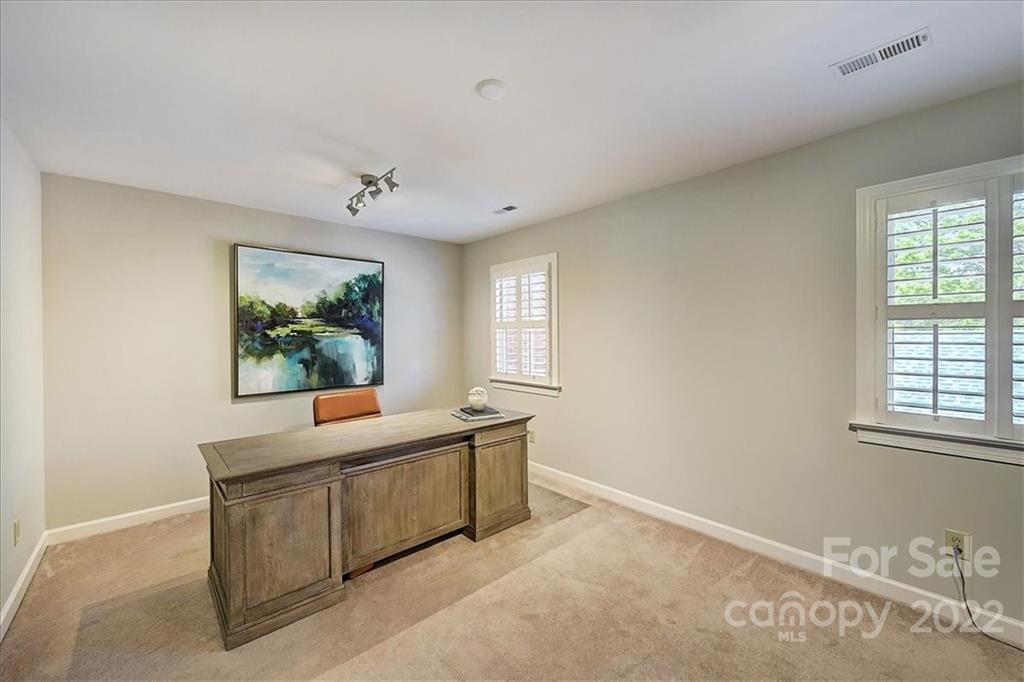 2829 Sharon View Road Charlotte, NC 28210 - Photo 29 of 34 Gallery Image 29