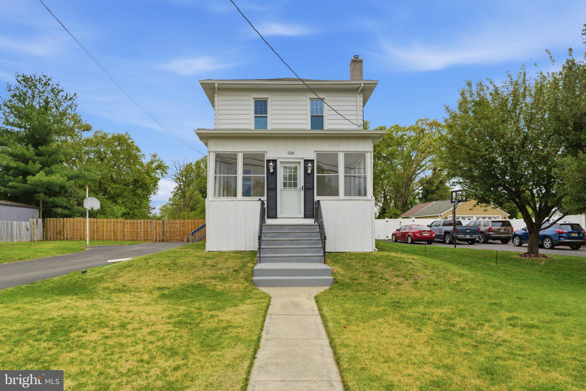 528 Davis Road Barrington, NJ 08007 - Photo 2 of 41 Charming two-story home with a porch.