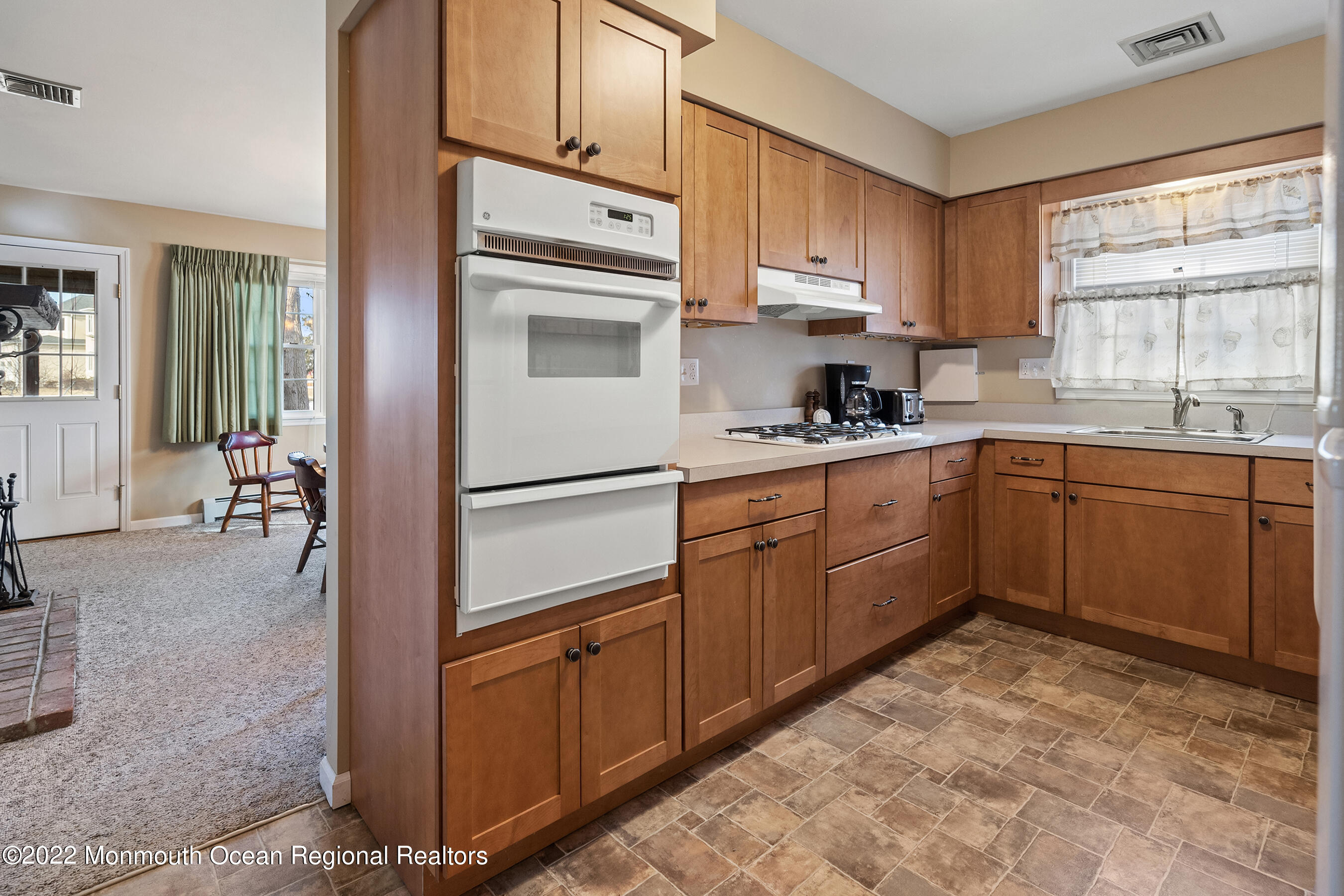 538 Harbor Road Brick, NJ 08724 - Photo 15 of 39 Kitchen