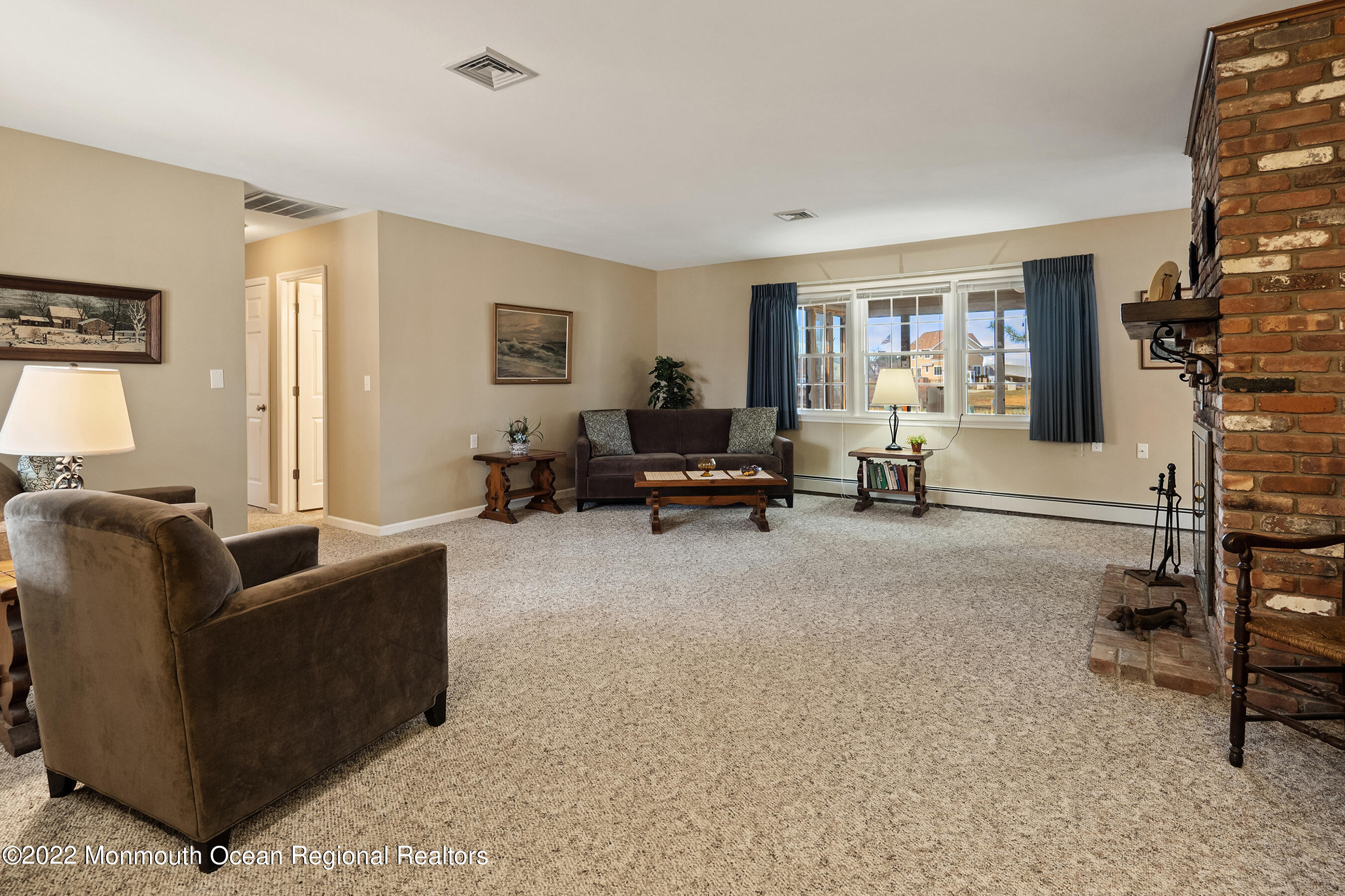 538 Harbor Road Brick, NJ 08724 - Photo 7 of 39 Living