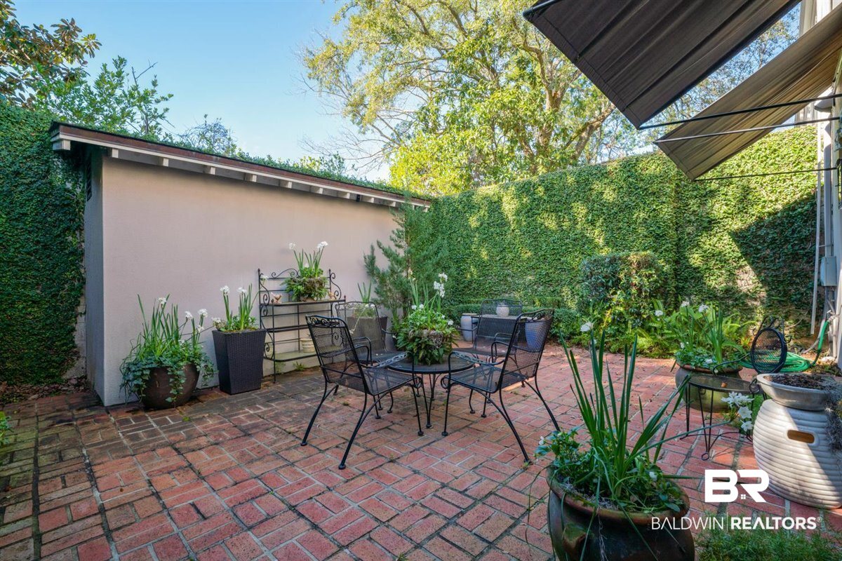 105 Place Le Vert, Unit 105 Mobile, AL 36608 - Photo 37 of 42