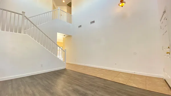 $2,100 | 7425 West Crown King Road, Phoenix, AZ 85043
