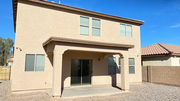 $2,100 | 7425 West Crown King Road, Phoenix, AZ 85043