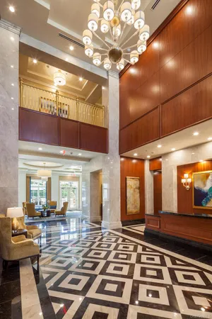 $6,495,000 | 6000 Royal Court, Unit PH, North Hills, NY 11040