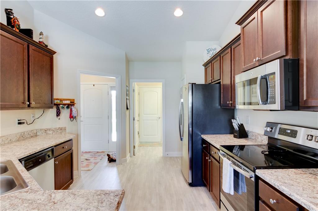 920 Riviera Avenue Sebastian, FL 32958 - Photo 9 of 35 Gallery Image 9