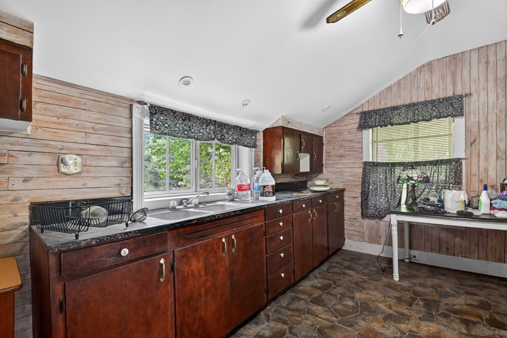 142 1st Street Copperhill, TN 37317 - Photo 17 of 24