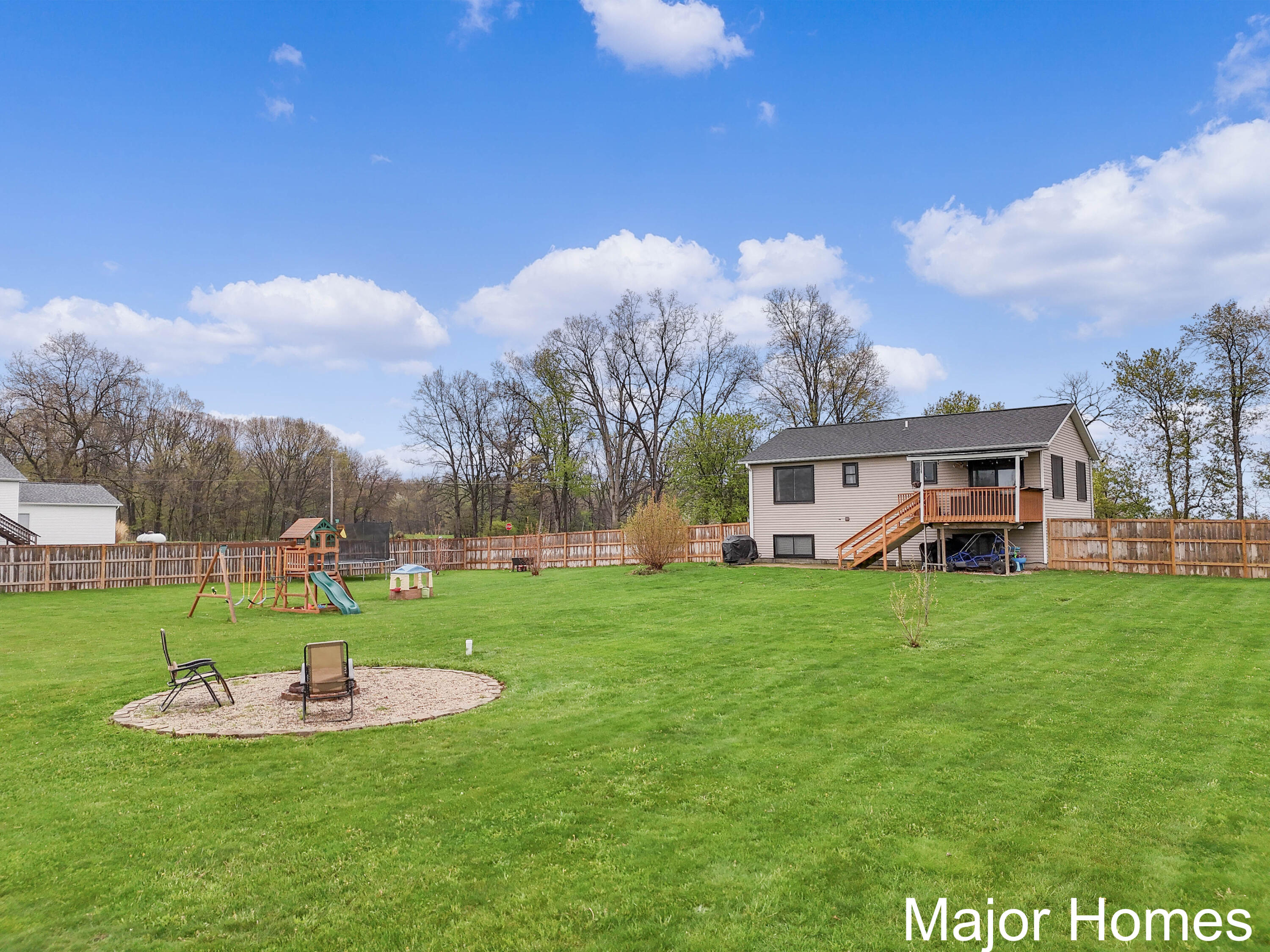 9540 Tannis Road Clarksville, MI 48815 - Photo 26 of 28 DJI_20250501114131_0174_D