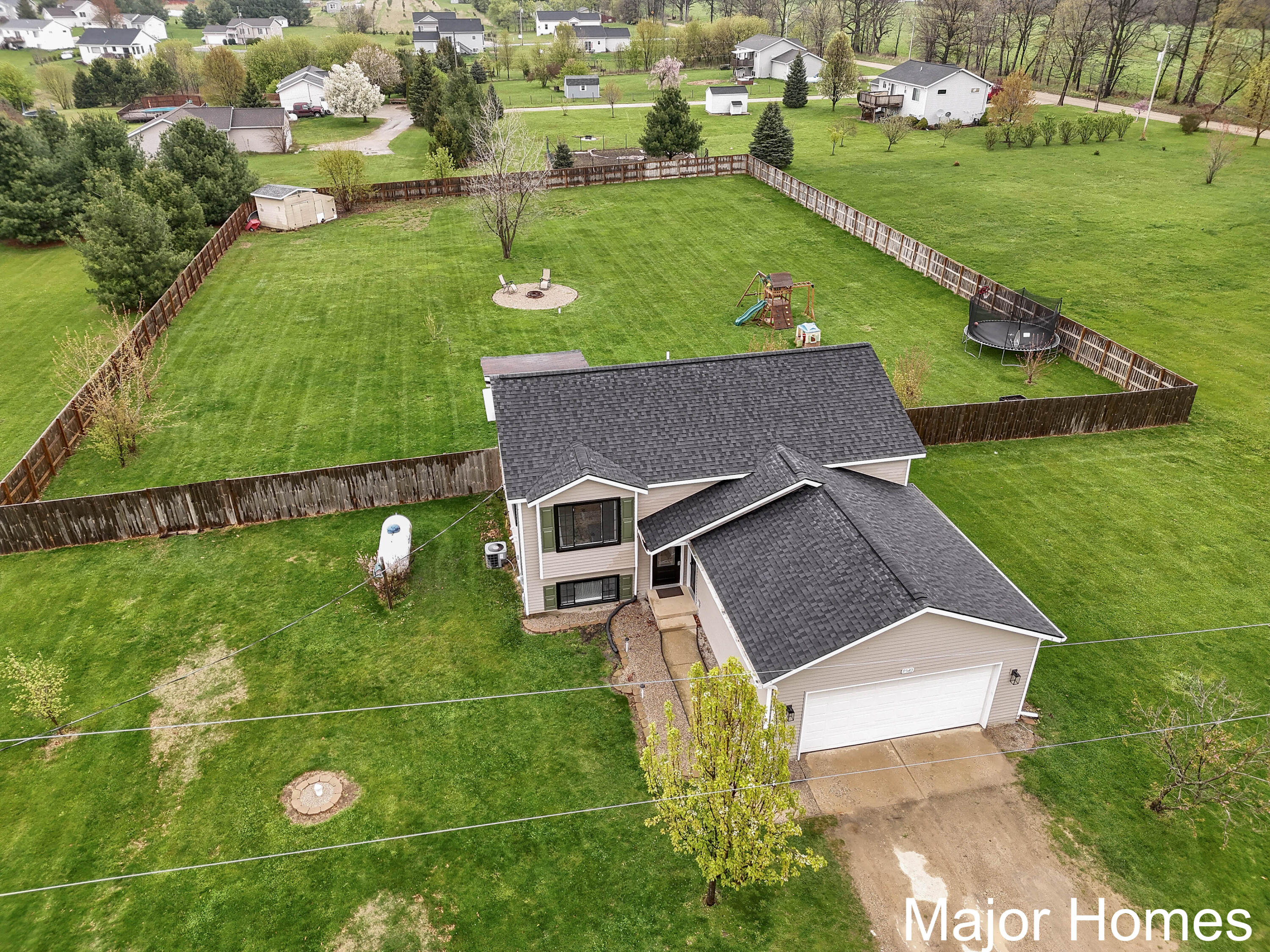 9540 Tannis Road Clarksville, MI 48815 - Photo 4 of 28 DJI_20250501113913_0171_D