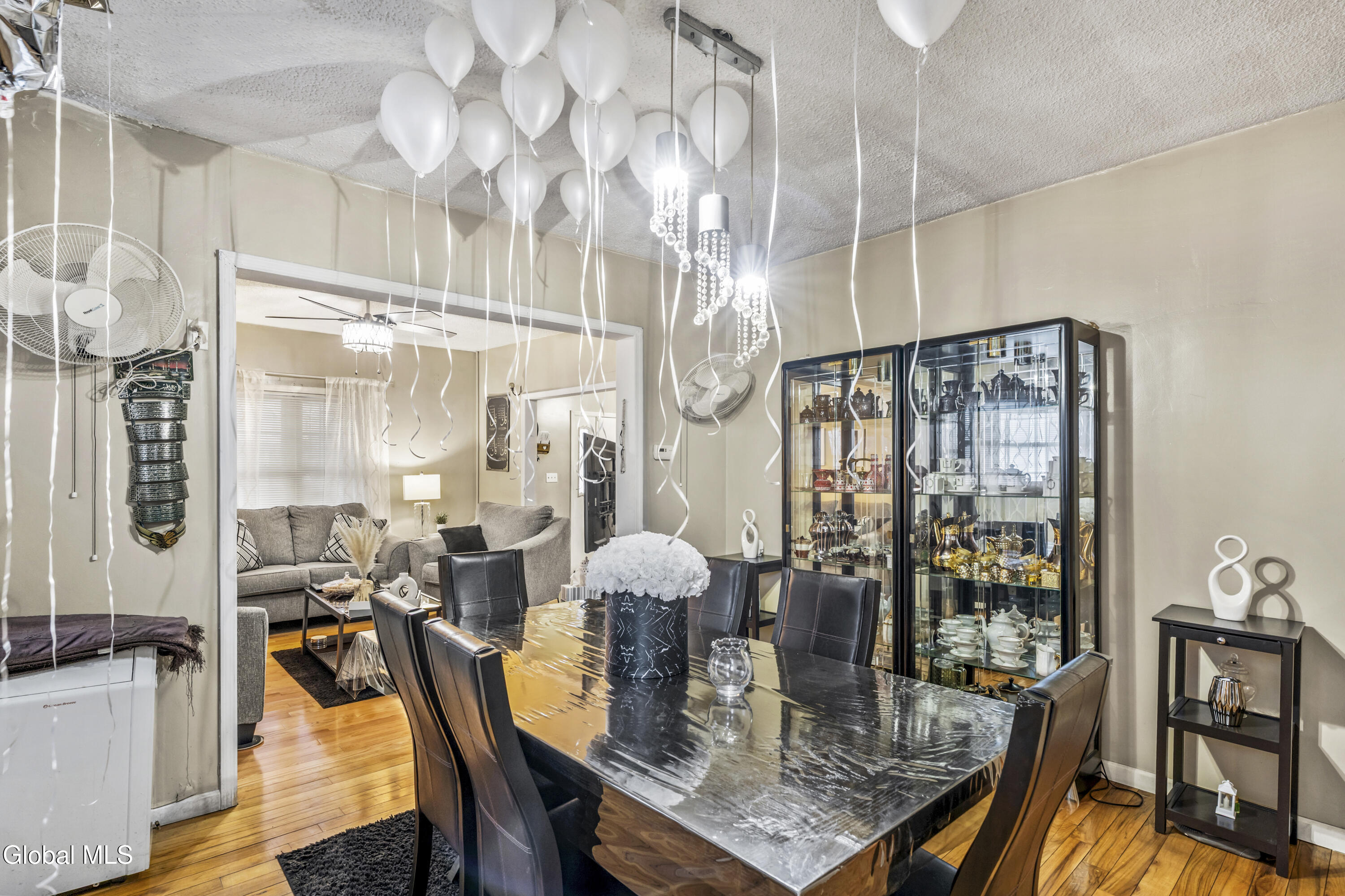 122 Haigh Avenue Schenectady, NY 12304 - Photo 13 of 33 DSC02908