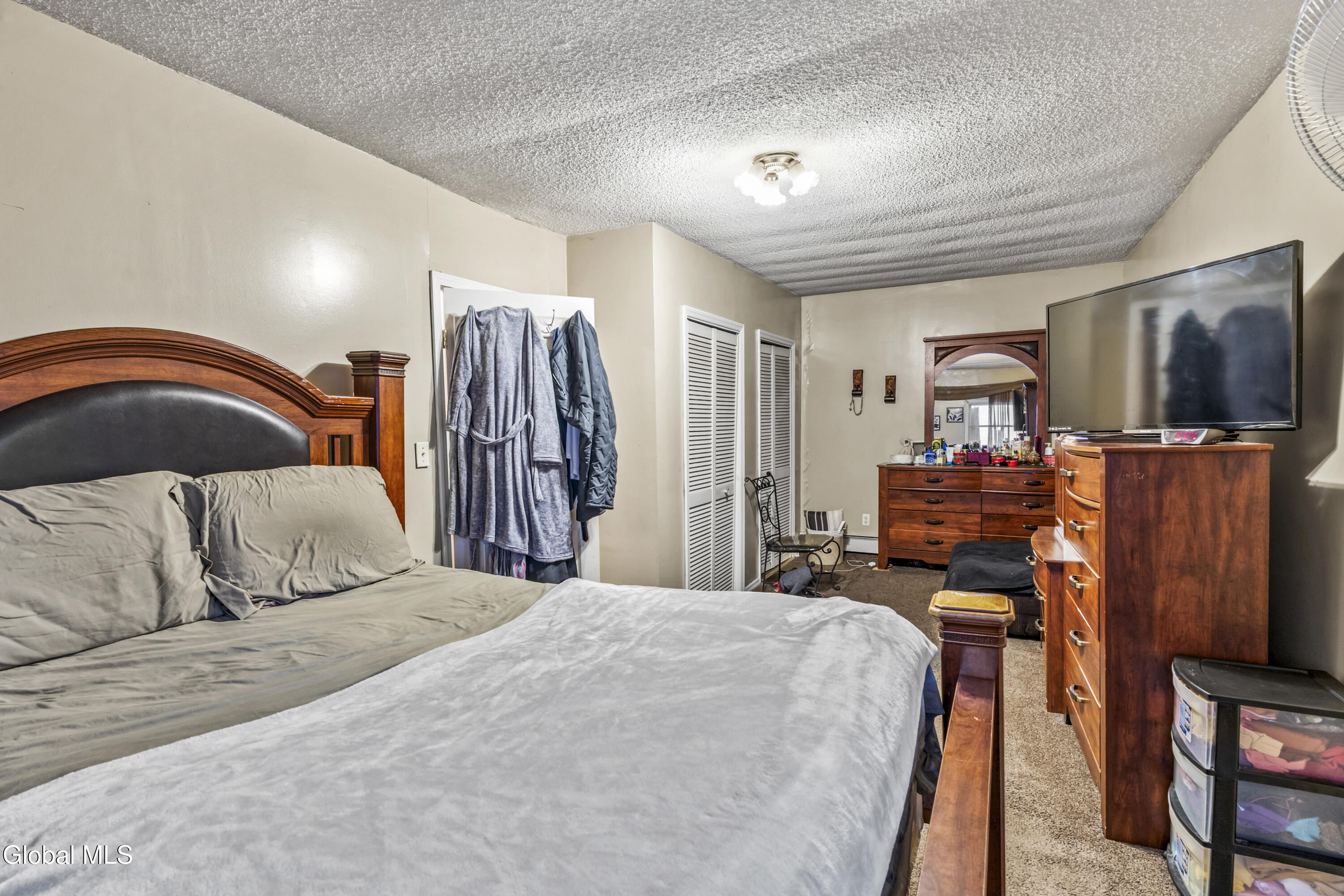 122 Haigh Avenue Schenectady, NY 12304 - Photo 20 of 33 DSC02932