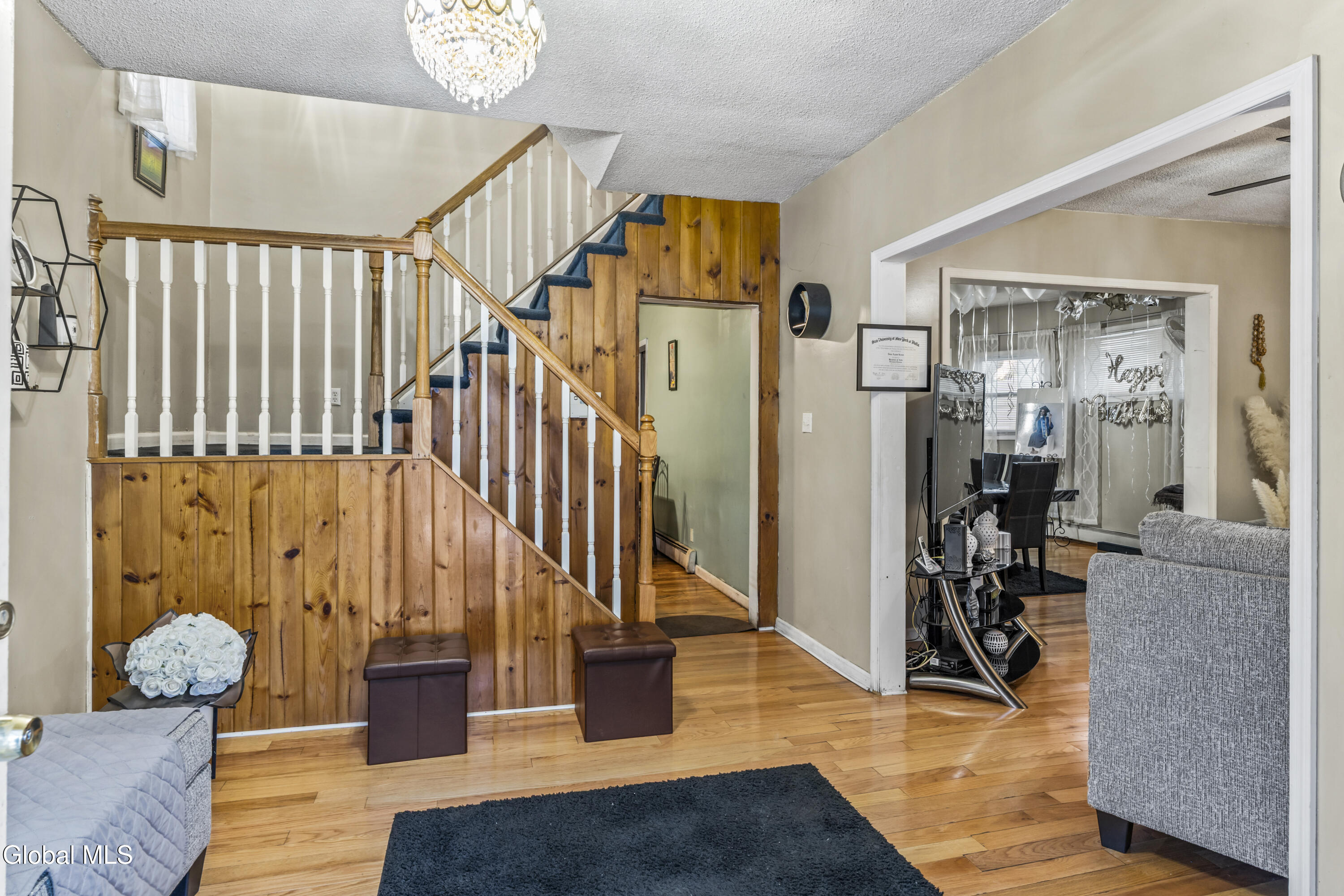 122 Haigh Avenue Schenectady, NY 12304 - Photo 6 of 33 DSC02884