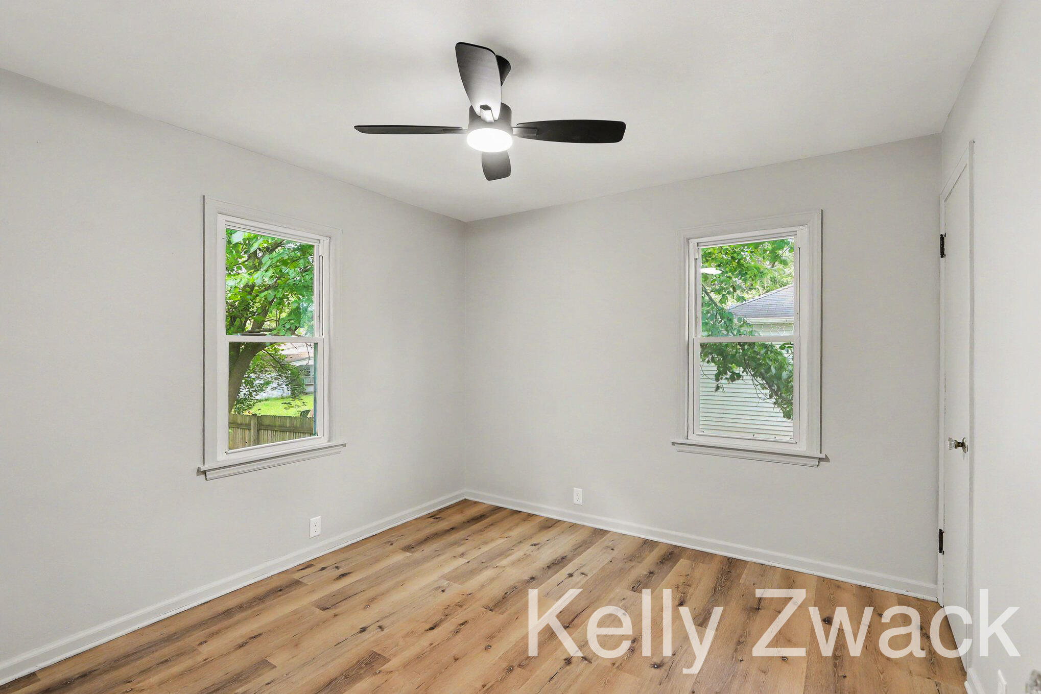 830 Edison Street Kalamazoo, MI 49004 - Photo 10 of 23 Bedroom 2