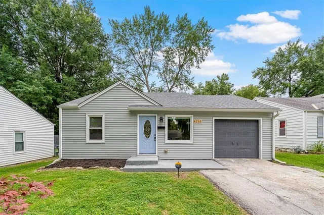$199,000 | 4205 Waverly Avenue, Kansas City, KS 66104