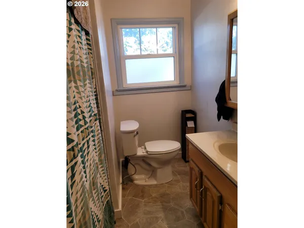 $270,000 | 314 Hillcrest Place, Baker City, OR 97814