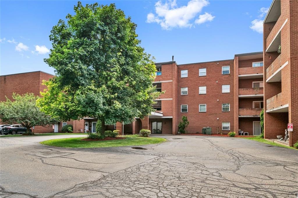 2850 Edgecliff Road, Unit 7 Lower Burrell, PA 15068 - Photo 2 of 30