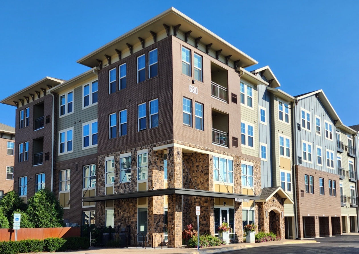 680 East Algonquin Road, Unit 1301 Schaumburg, IL 60173 - Photo 1 of 29 a front view of a building