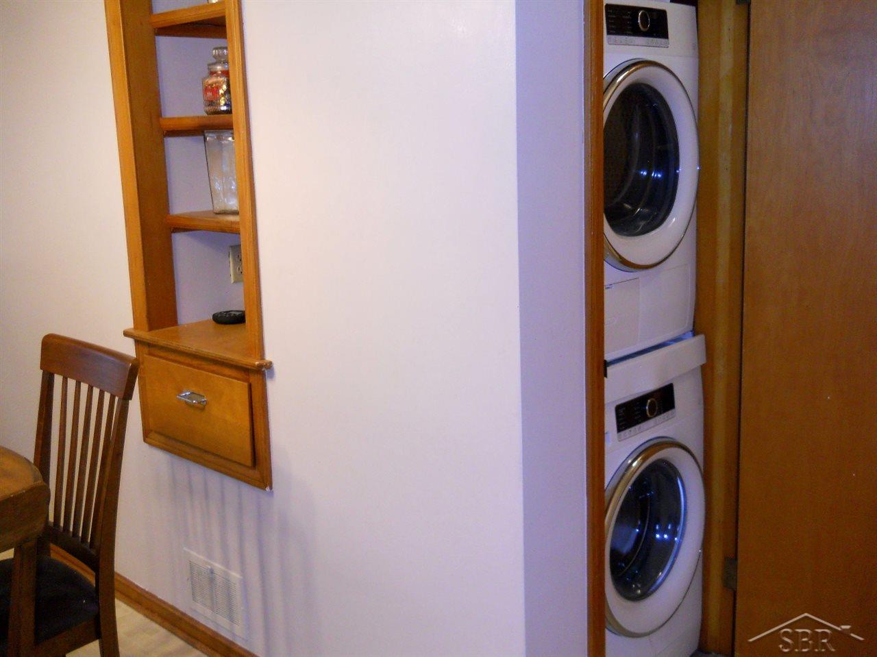 6875 Midland Road Freeland, MI 48623 - Photo 7 of 10 50001042-6.JPG