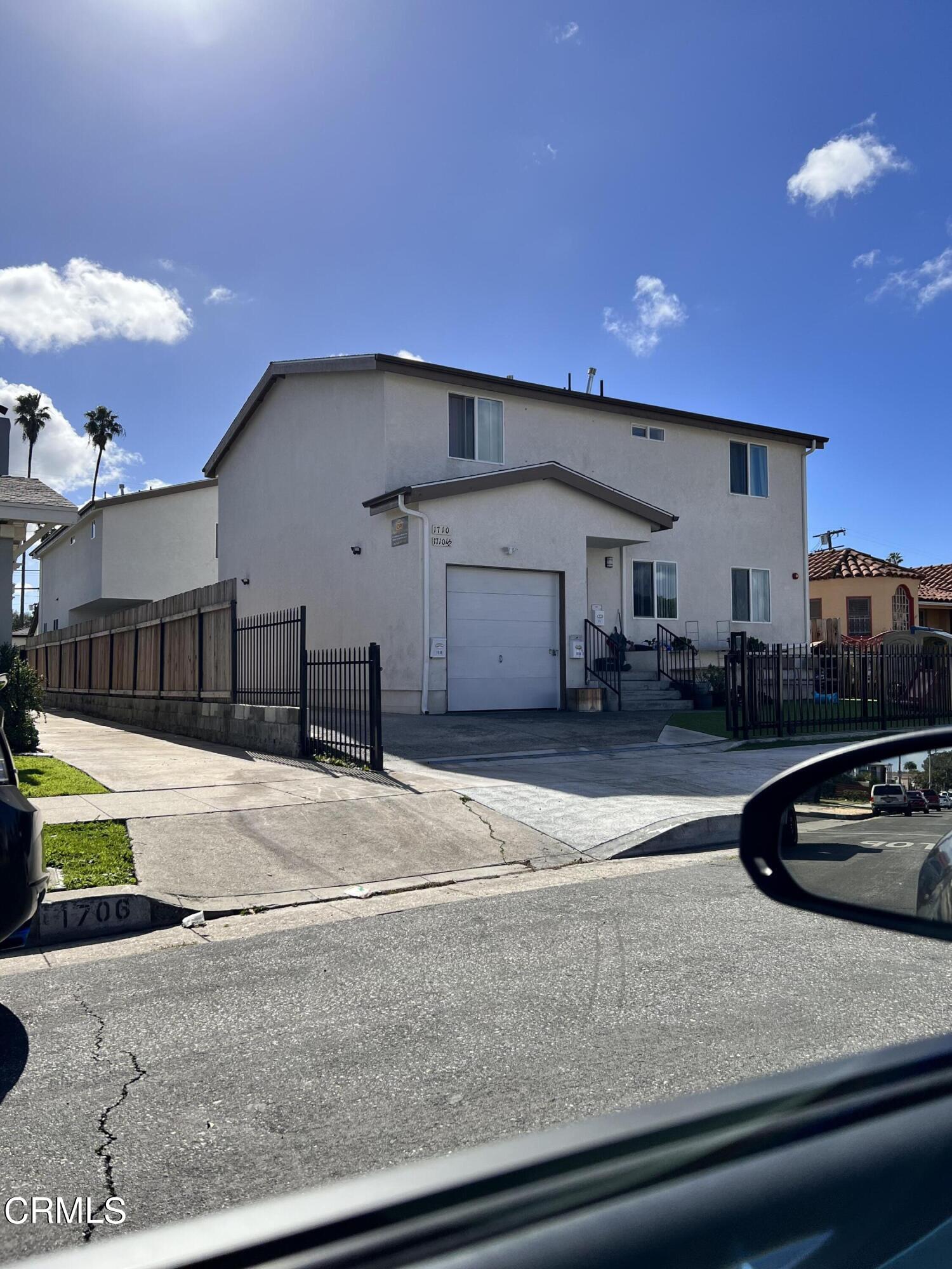 1710-1712 West 81st St