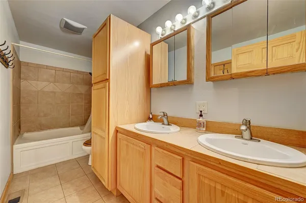 $560,000 | 99 Peak Drive, Guffey, CO 80820