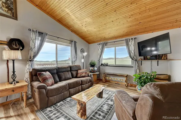 $560,000 | 99 Peak Drive, Guffey, CO 80820