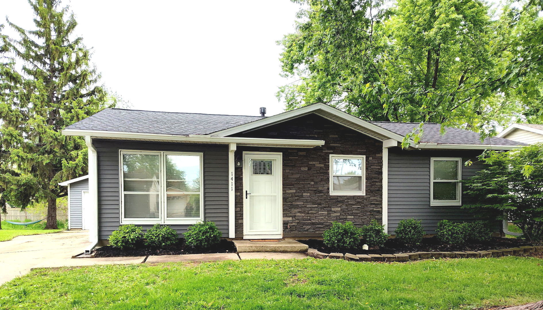 1411 Dillon Drive Normal, IL 61761 - Photo 1 of 38