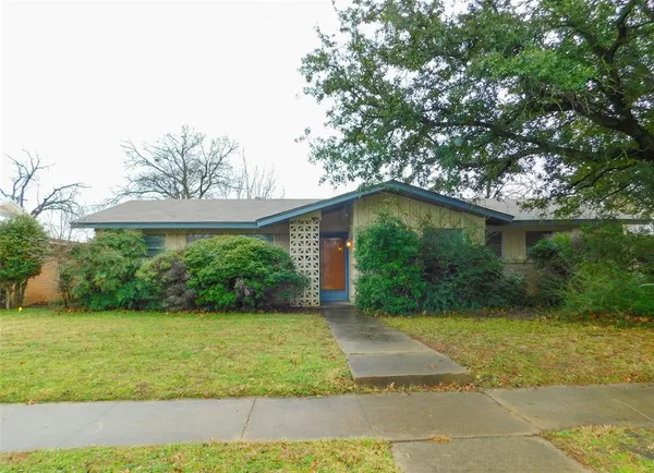 $1,950 | 1128 Thomas Street, Denton, TX 76201