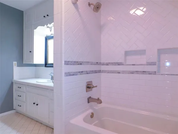 $1,950 | 1128 Thomas Street, Denton, TX 76201