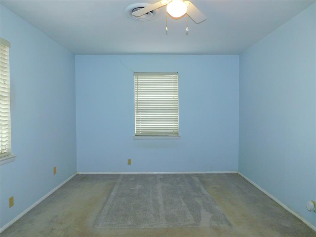 1128 Thomas Street Denton, TX 76201 - Photo 15 of 27