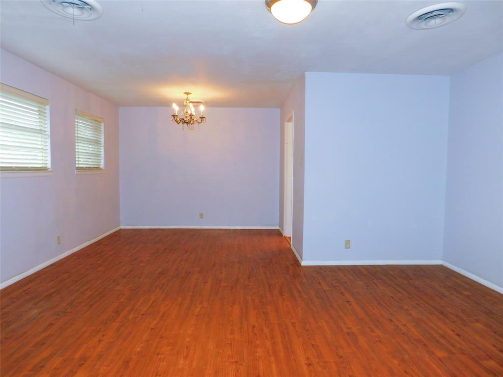 1128 Thomas Street Denton, TX 76201 - Photo 4 of 27