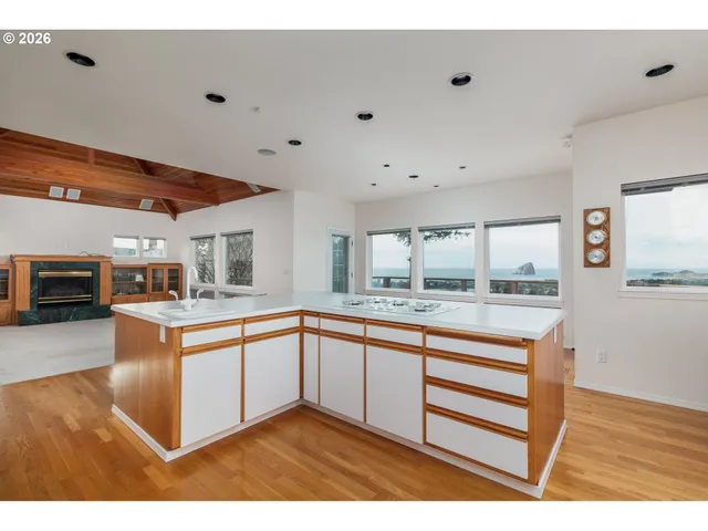 a view of an entryway with staircase