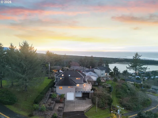 $1,150,000 | 7270 Saghalie Lane, Pacific City, OR 97135