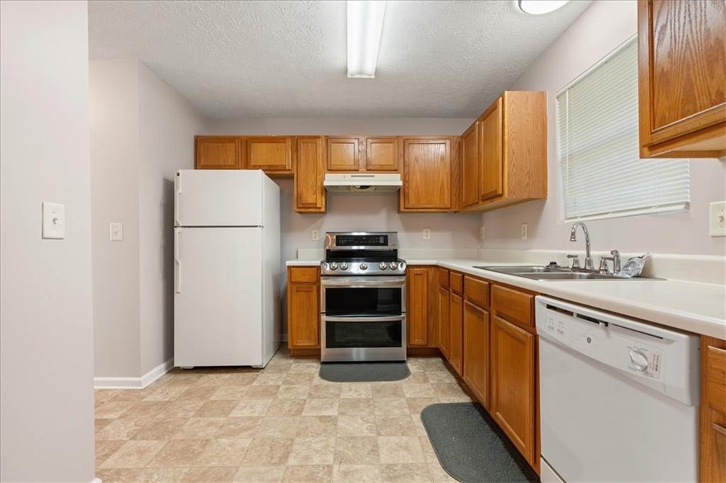 5583 Windfall Lane Lithonia, GA 30058 - Photo 8 of 25