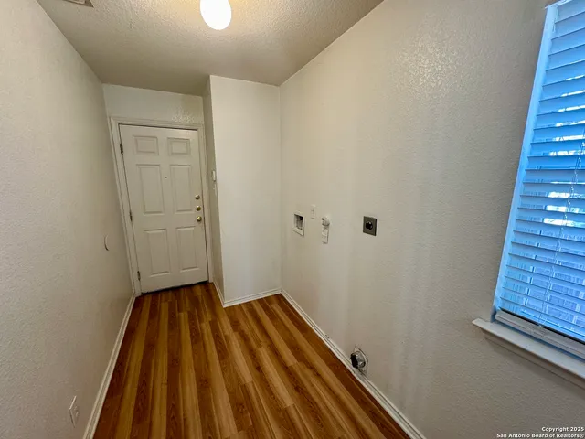 $1,695 | 11110 Montague Trail, San Antonio, TX 78245