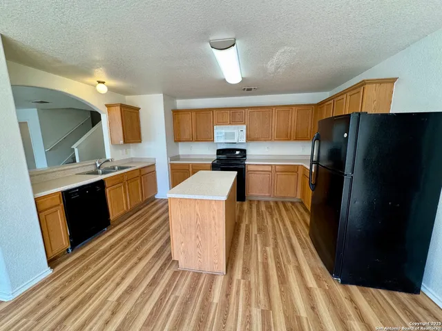 $1,695 | 11110 Montague Trail, San Antonio, TX 78245